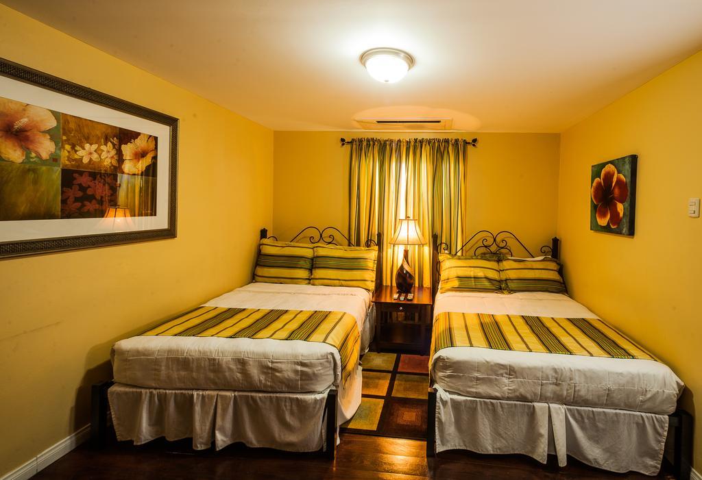 Inn At 87 Port of Spain Exteriér fotografie